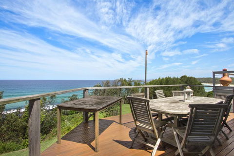 STICKS BY THE SEA - Sunset Strip 103 - Darwin Holiday 3