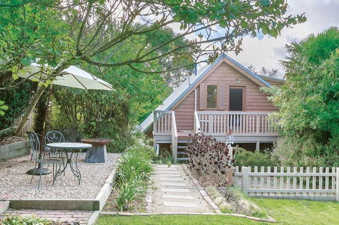 Stonehenge Retreat - Darwin Holiday 2