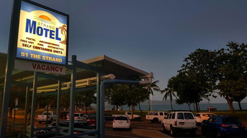 Strand Motel - Darwin Holiday 1
