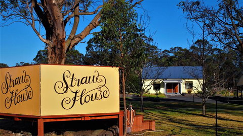 Straw House B And B - Darwin Holiday 0