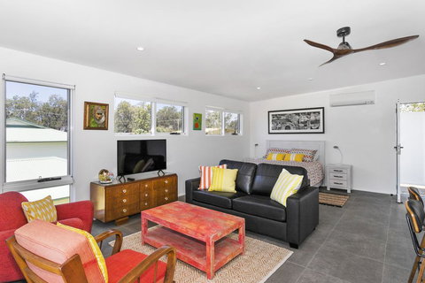 Studio 36 - Darwin Holiday 2