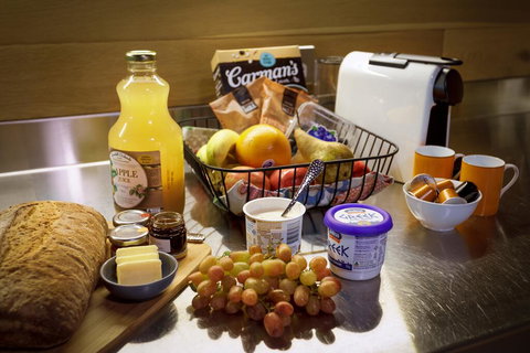 Studio 367 - Darwin Holiday 2