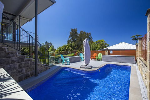 Studio Cabana On Golf In Mollymook - Darwin Holiday 1