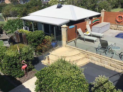 Studio Cabana On Golf In Mollymook - Darwin Holiday 3