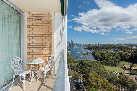 Stunning Harbour View Home! - Darwin Holiday 1