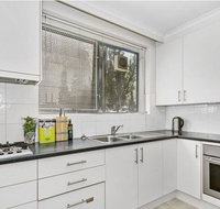 Stunning Hidden Gem in the Heart of St. Kilda 2 Bed 1 Bath Free WiFi Carpark  Netflix - Darwin Holiday