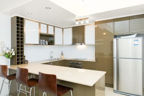 Stunning Surfside Apartment - Boyd St, Woorim - Darwin Holiday 3