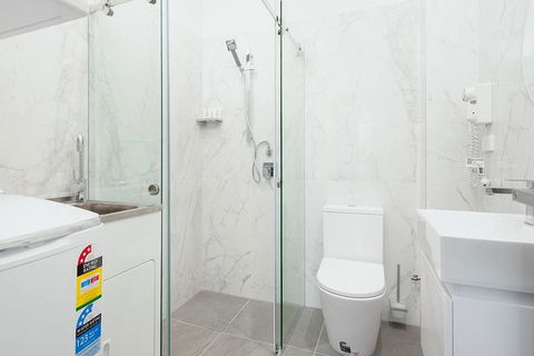 STUNNING SYDNEY HOME 11 - Darwin Holiday 3