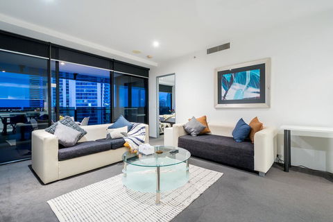 Stunning Views - Hotel Stay On Cavill - Level 24 - Darwin Holiday 3