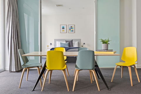 Stunning, Central Huge CBD Pad, Free WiFi, Netflix - Darwin Holiday 0