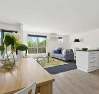 Stylish and Spacious Launceston Villa  Free Wifi - Darwin Holiday