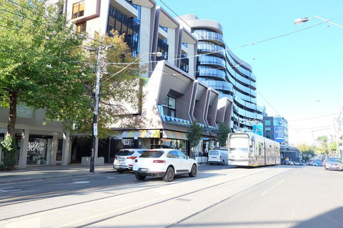 Stylish Apartment - Darwin Holiday 3