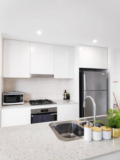 Stylish Liverpool 2Bed 2Bath Apartment -Skyline Views! -Masks Provided - Darwin Holiday 3