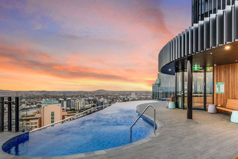 Stylish Resort Living In The City - Darwin Holiday 0