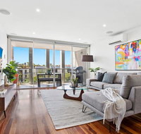 Stylish Saint Kilda Pad. walk to beach and cafes luna park - Darwin Holiday