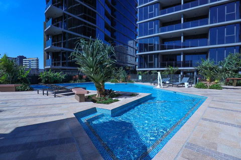 Stylist 2 Bedrooms Apartment With Pool/GYM/Parking - Darwin Holiday 2