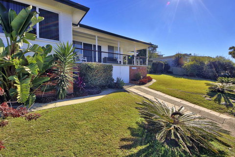 Summer Salt At South West Rocks - Darwin Holiday 1