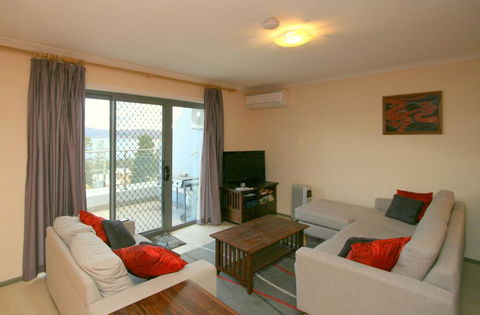 Summit 10/35 Clyde Street - Darwin Holiday 1