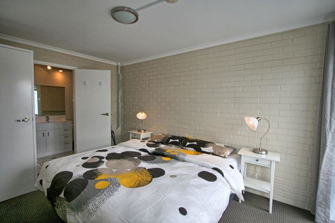 Summit 12/35 Clyde Street - Darwin Holiday 3