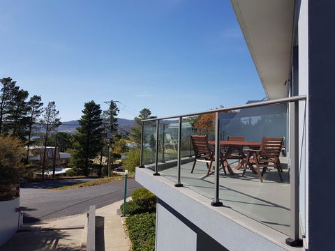 Summit 7 - Darwin Holiday 0