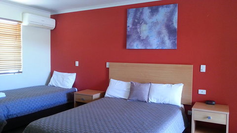Summit Motel - Darwin Holiday 1