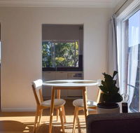 Sun-Drenched 1 Bed Studio Apt Newtown Parking - Darwin Holiday