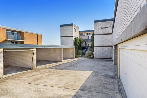 Sundeck, Unit 8/51 Ronald Avenue - Darwin Holiday 3