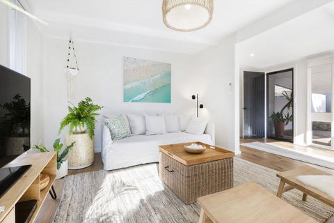 SUNKISSED - MORNINGTON - Darwin Holiday 2