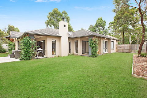 Sunny Finch House - Darwin Holiday 2