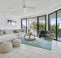 Sunny and spacious Sunshine Beach - Darwin Holiday