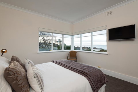 Sunrise At Penguin - Darwin Holiday 3