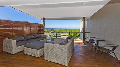 Sunrise Reef - Unit 6 Lennox Head - Darwin Holiday 1