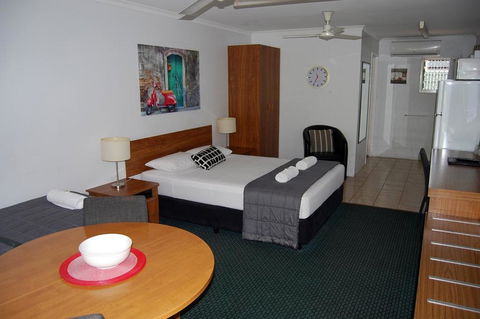 Sunseeker Motel - Darwin Holiday 2