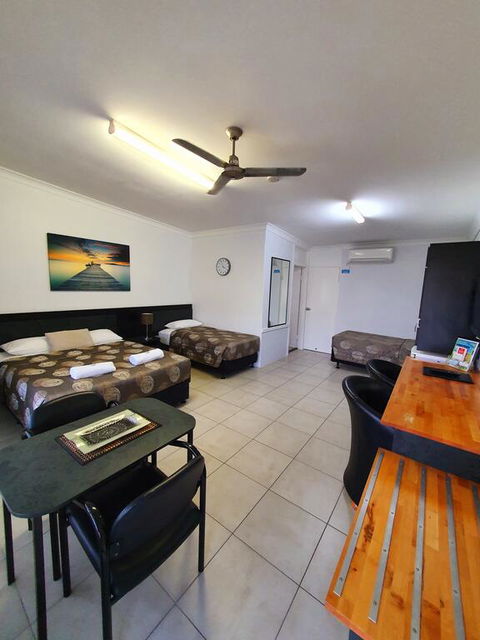 Sunseeker Motel - Darwin Holiday 3