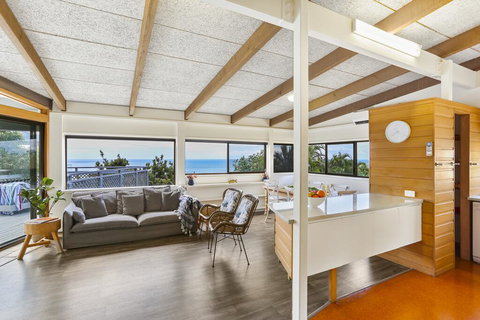 Sunshine Beach Shack - Darwin Holiday 3