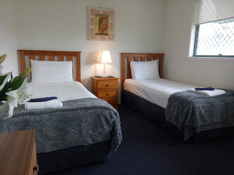 Sunshine Towers Holiday Apartments - Darwin Holiday 3