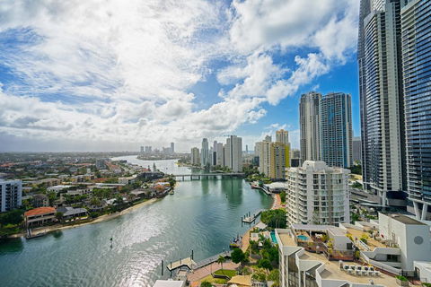 Superb Surfers Paradise Apartment - Top Location! - Darwin Holiday 1