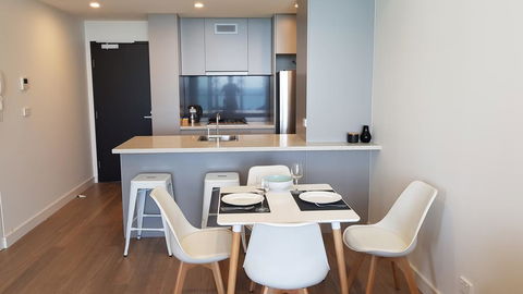 Supercar Fan's Dream - Track Side Apartment #1 - Darwin Holiday 2