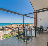 Surf and Sun in Silver Sands - Darwin Holiday