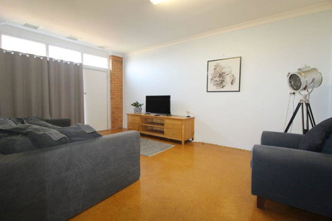 Surf Break & Ocean Break - Darwin Holiday 3