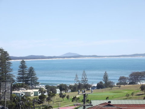 Surf Break & Ocean Break - Darwin Holiday 0
