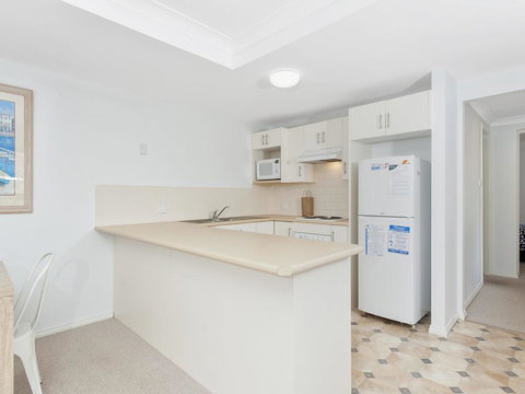 Surf Break - 10A Tuna (Downstairs) - Darwin Holiday 3