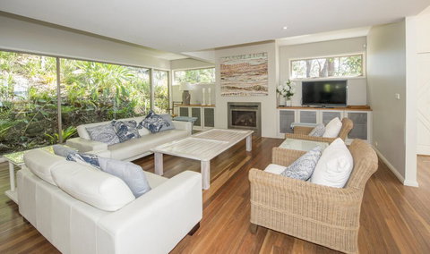 Surfers Ave Retreat Narrawallee - Darwin Holiday 3