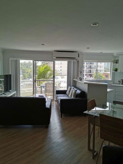 Surfers Del Rey - Darwin Holiday 3