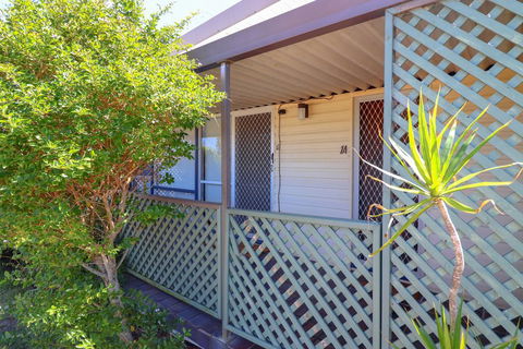 Surfs Up - Darwin Holiday 1