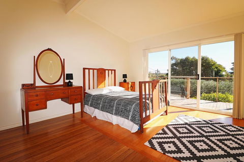 Surfside - Darwin Holiday 3