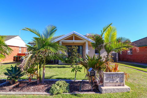 Surfside - Darwin Holiday 0