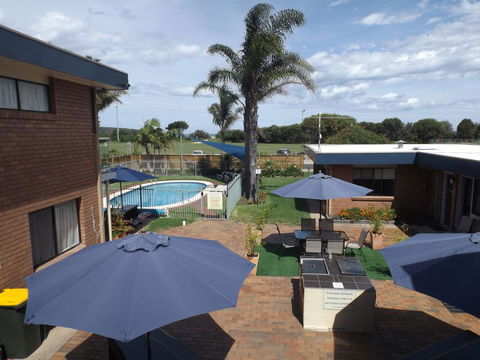 Surfside Merimbula Holiday Apartments - Darwin Holiday 0