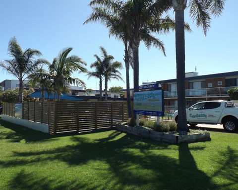 Surfside Merimbula Holiday Apartments - Darwin Holiday 1