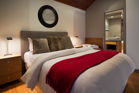 Swiss Mt Villa 5 Balneo - Darwin Holiday 2